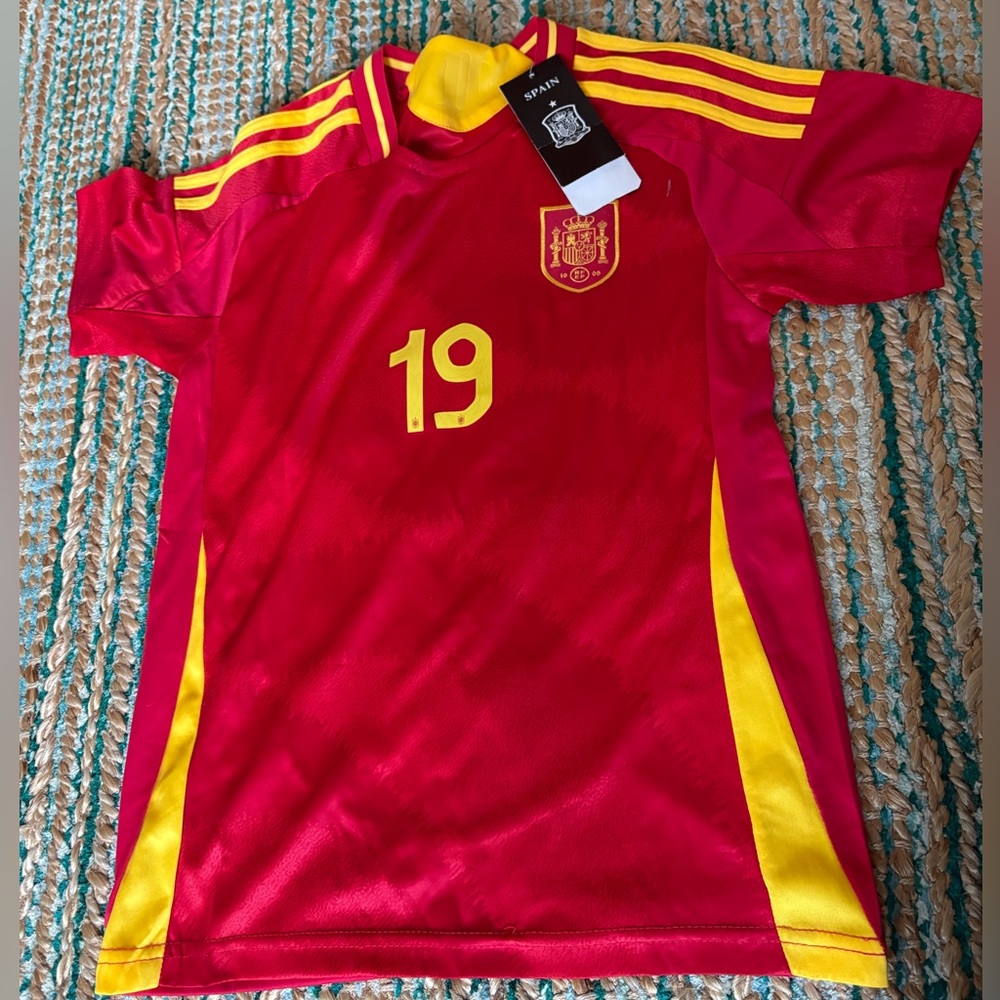 Team Spain soccer/futbol jersey nwt